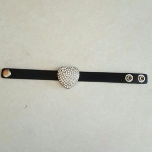 Bling heart leather snap bracelet